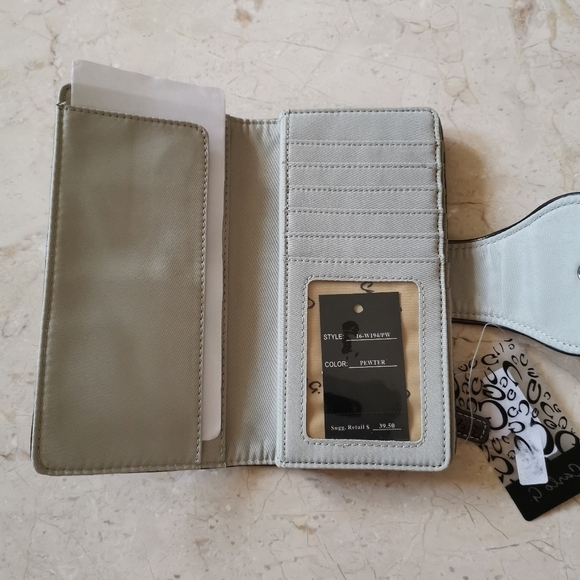 Nwt pewter metallic gray wallet vegan - Picture 3 of 4